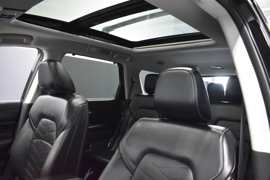 Certified 2024 Nissan Pathfinder Platinum image 16