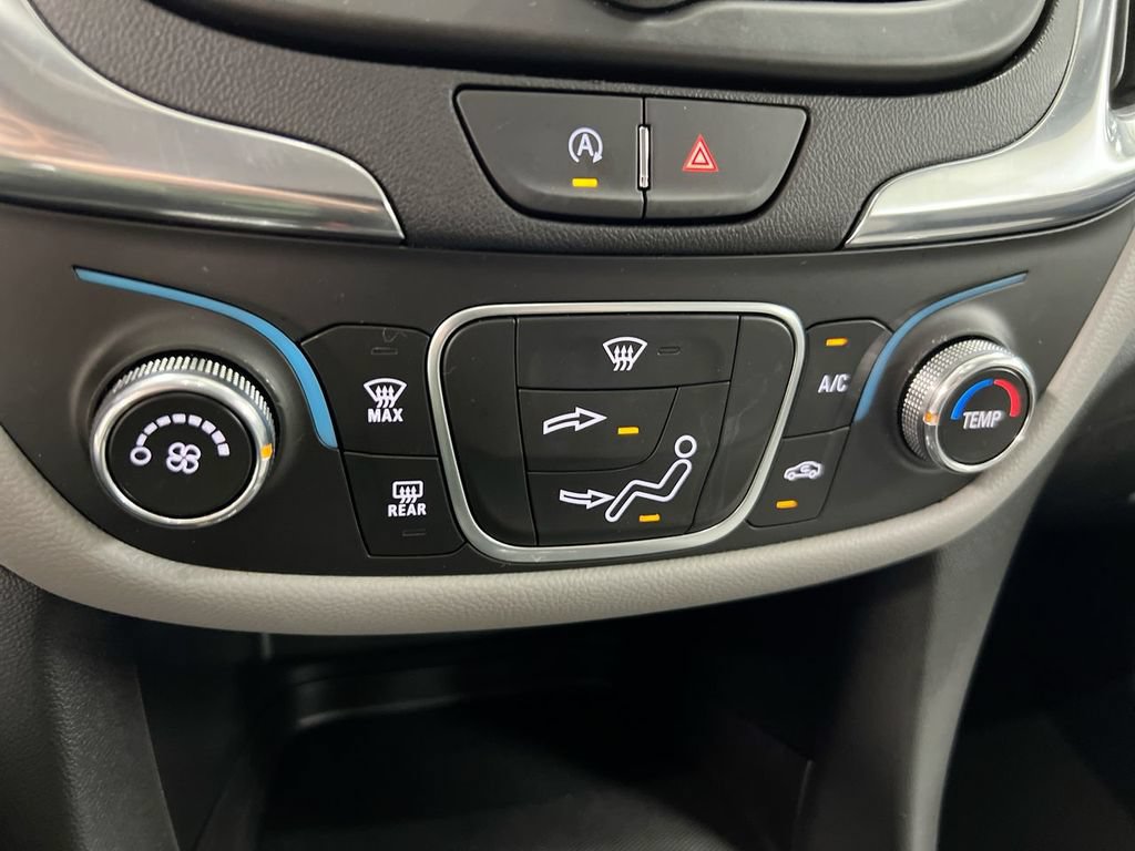 Used 2023 Chevrolet Equinox LS AWD/4WD image 16