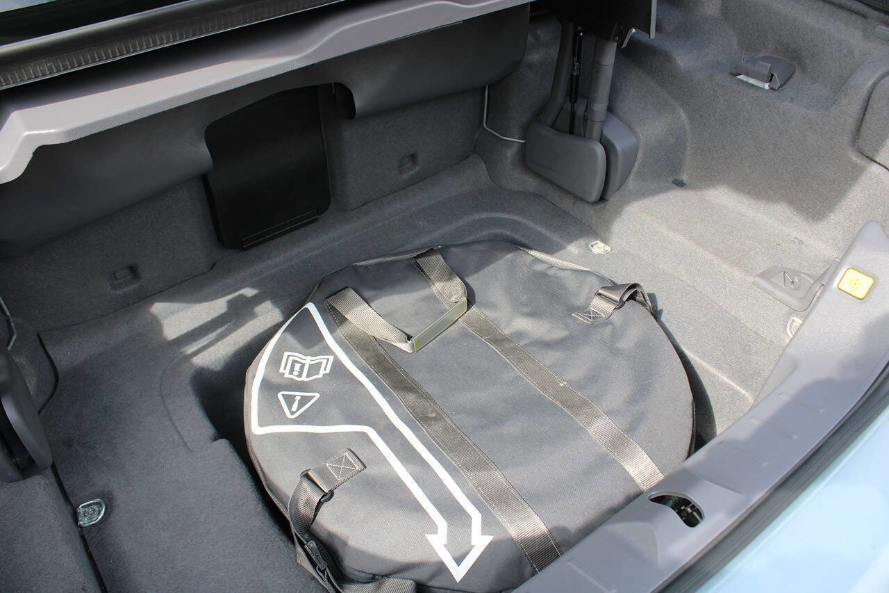 Used 2012 Volvo C70 T5 image 37