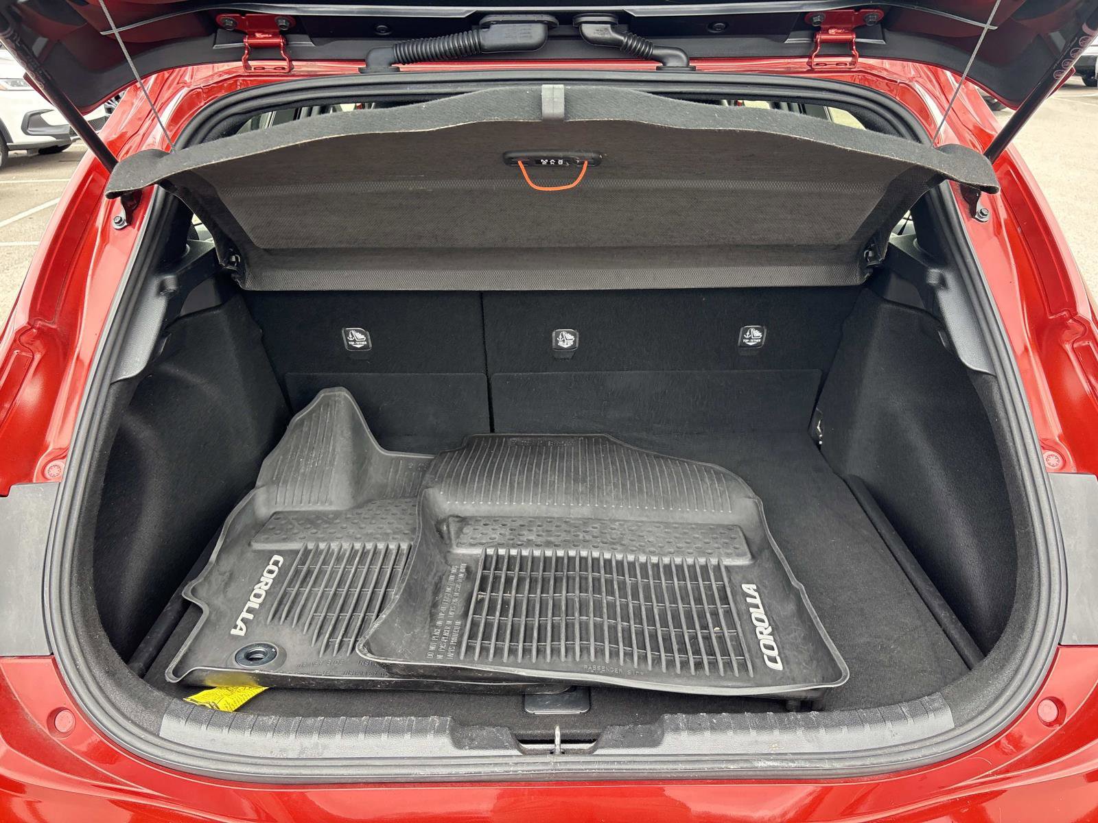 Used 2020 Toyota Corolla XSE image 32