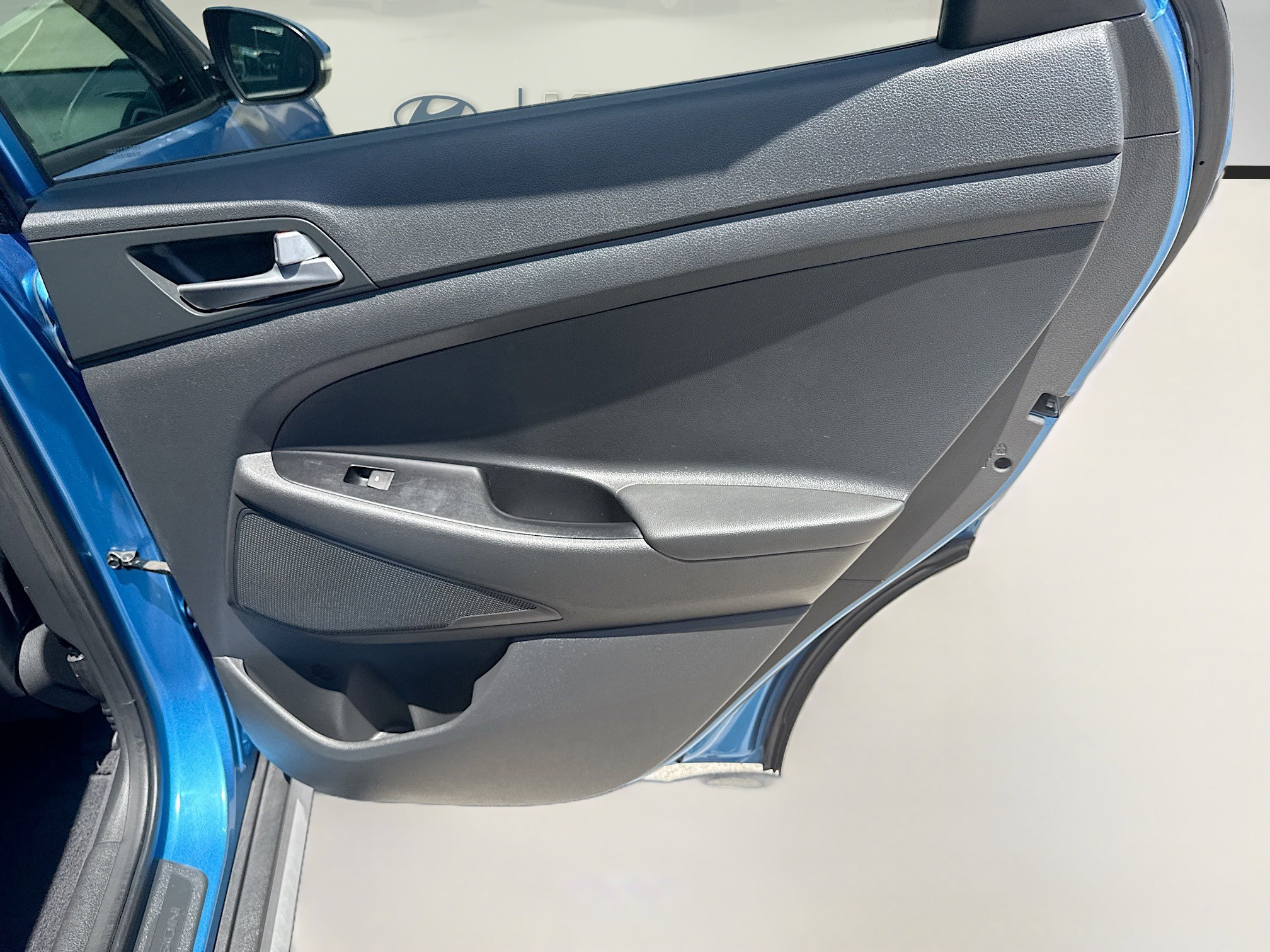 Used 2018 Hyundai Tucson Sport FWD image 28