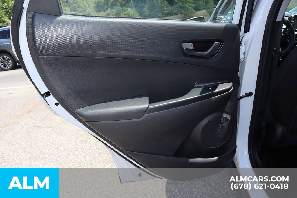 Used 2021 Hyundai Kona SE image 18