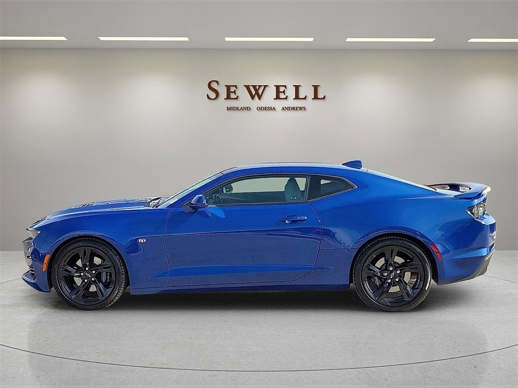 Used 2021 Chevrolet Camaro SS image 2