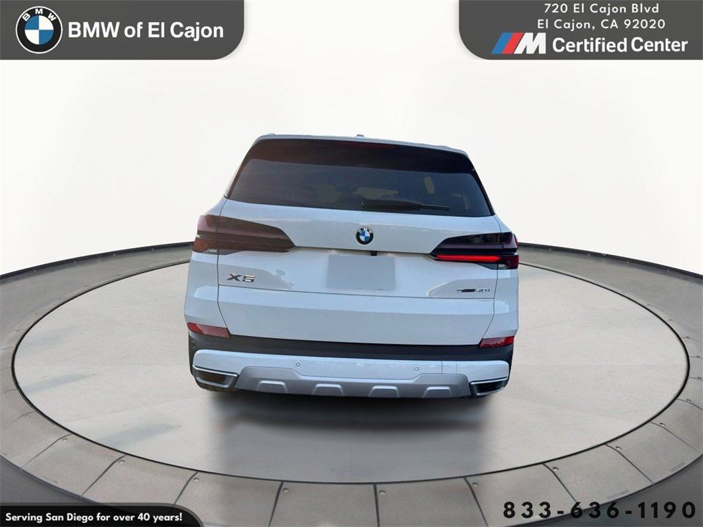 New 2026 BMW X5 sDrive40i image 6