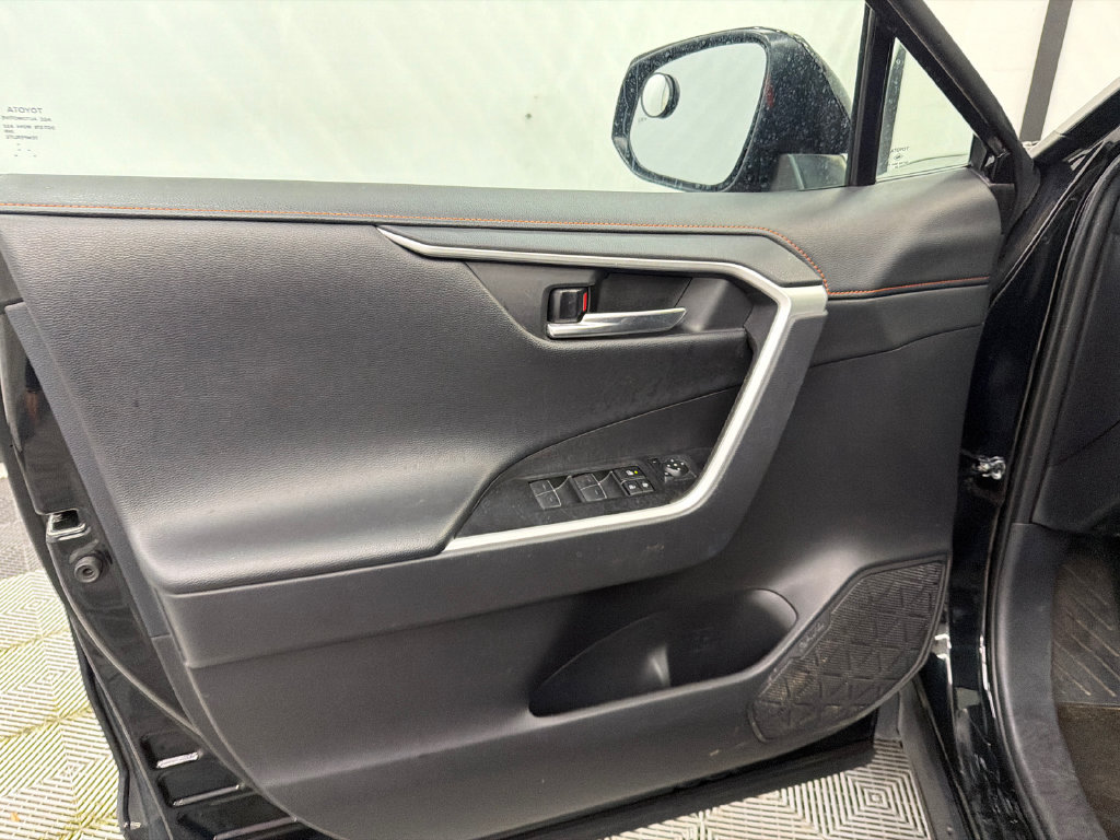 Used 2024 Toyota RAV4 Adventure AWD/4WD image 11