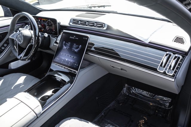 New 2026 Mercedes-Benz S 580 4MATIC Sedan image 23