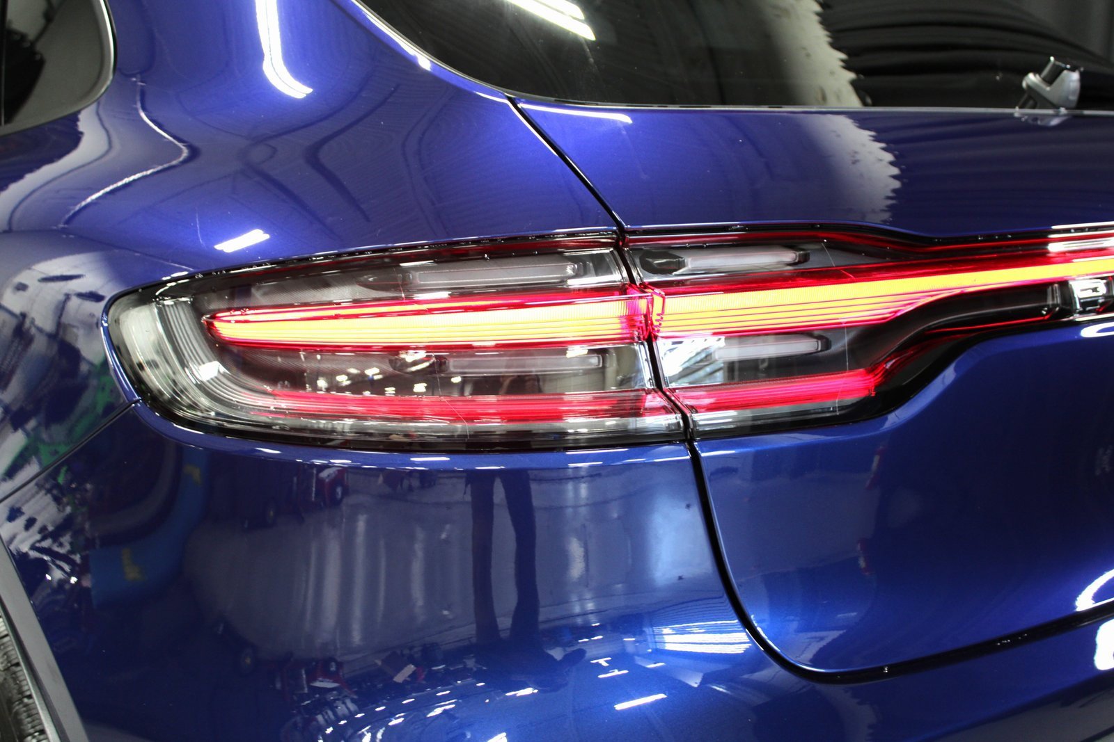 New 2026 Porsche Macan image 16