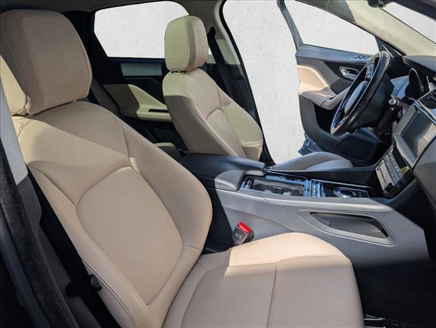 Used 2019 Jaguar F-PACE Premium image 24