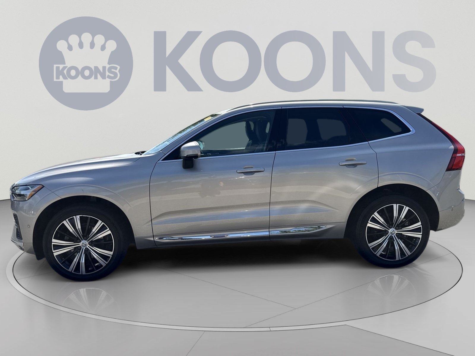 Certified 2023 Volvo XC60 B5 Plus w/ Climate Package AWD/4WD image 2