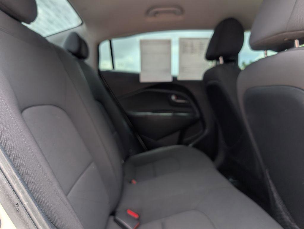 Used 2012 Kia Rio SX image 12