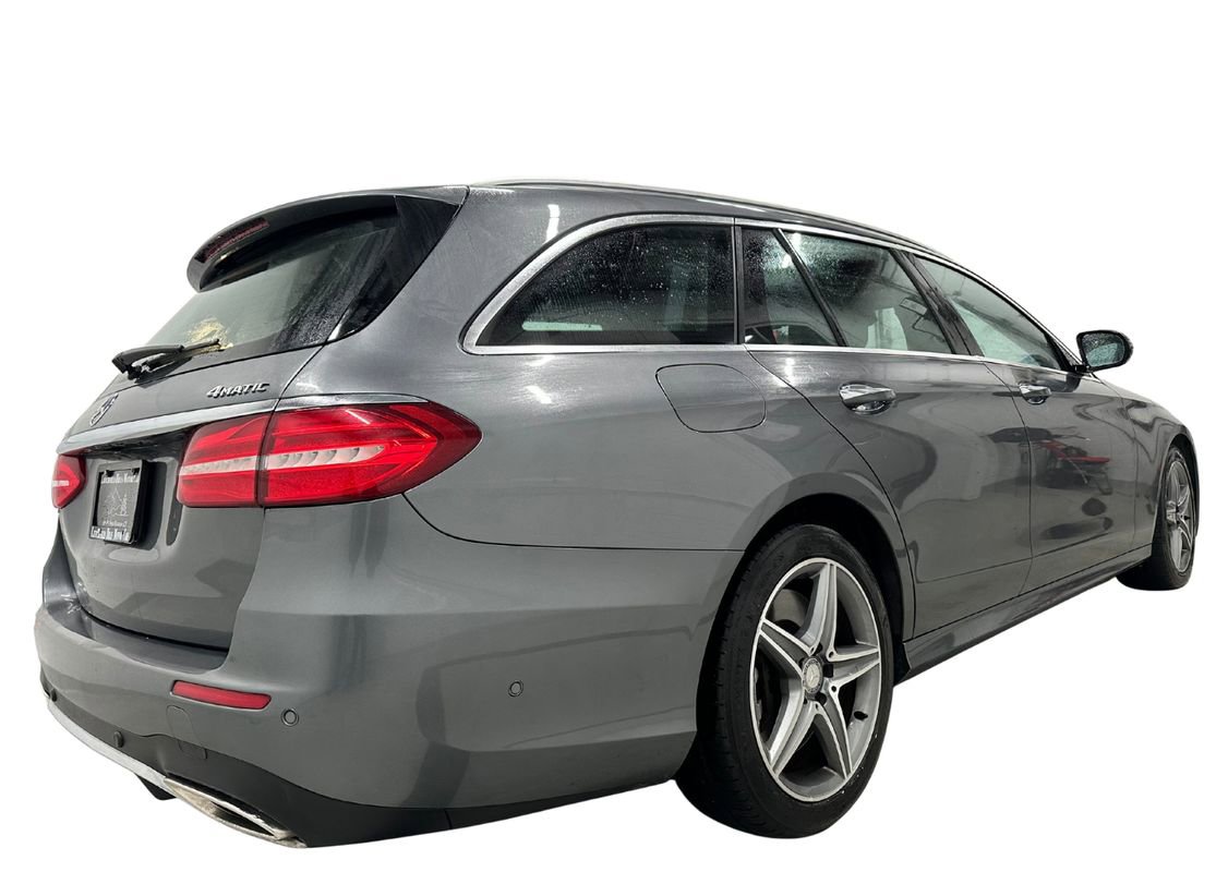 Used 2017 Mercedes-Benz E 400 4MATIC Wagon image 4
