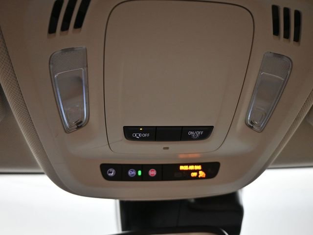 Used 2023 Buick Envision Essence image 33