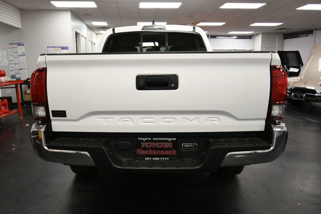 Certified 2023 Toyota Tacoma SR5 image 6