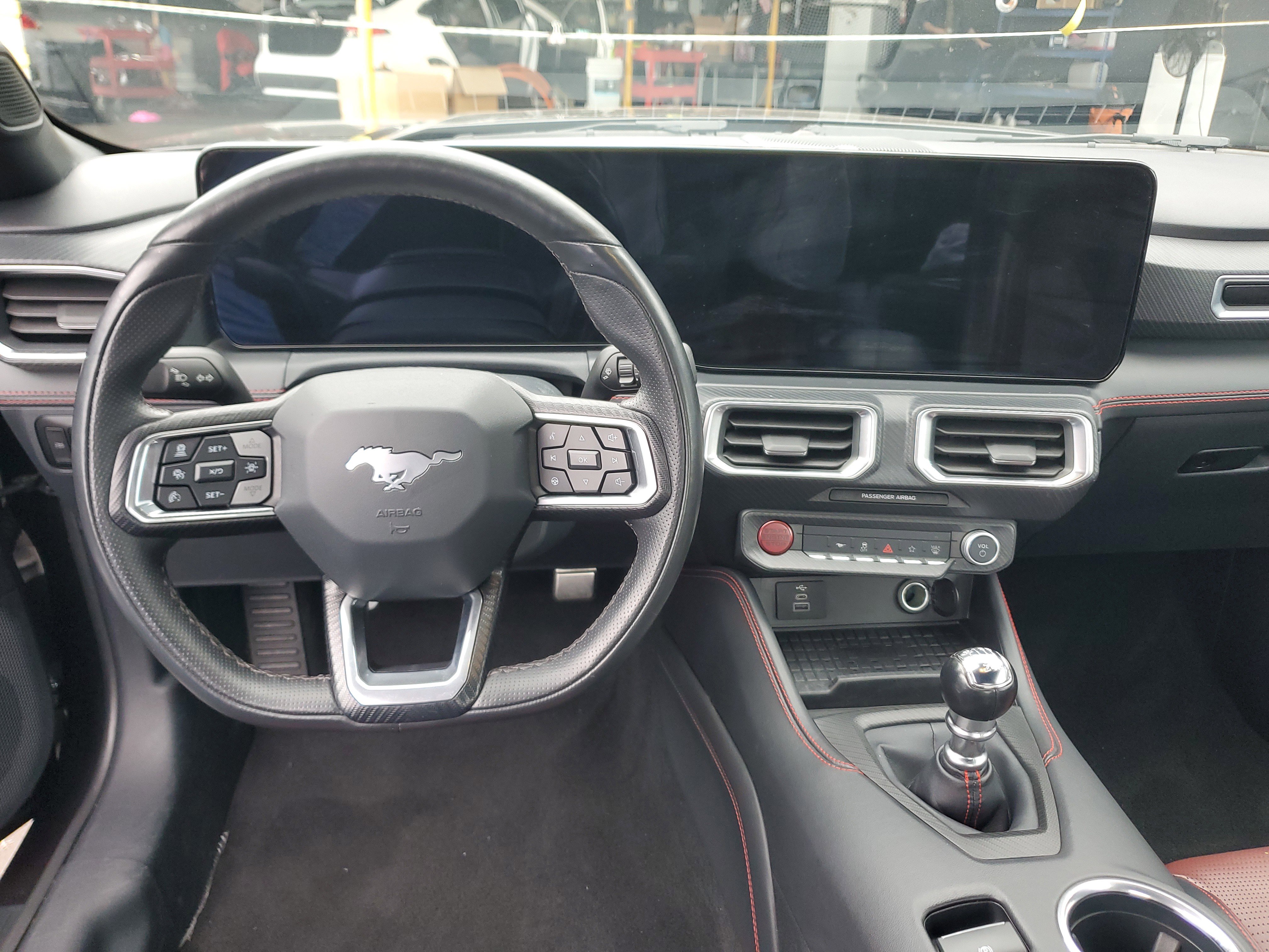 Used 2024 Ford Mustang GT Premium image 17