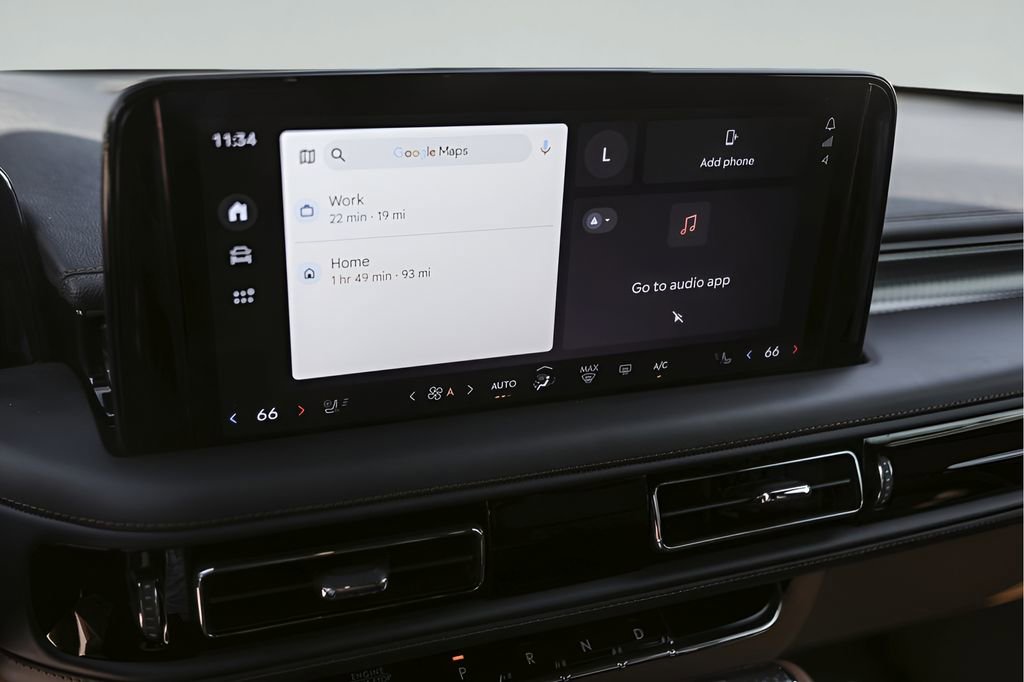 Used 2025 Lincoln Aviator Black Label image 18