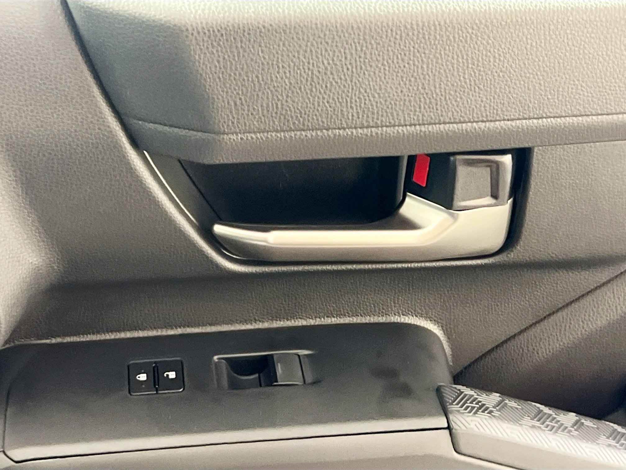 Used 2025 Toyota Tacoma TRD Sport image 32