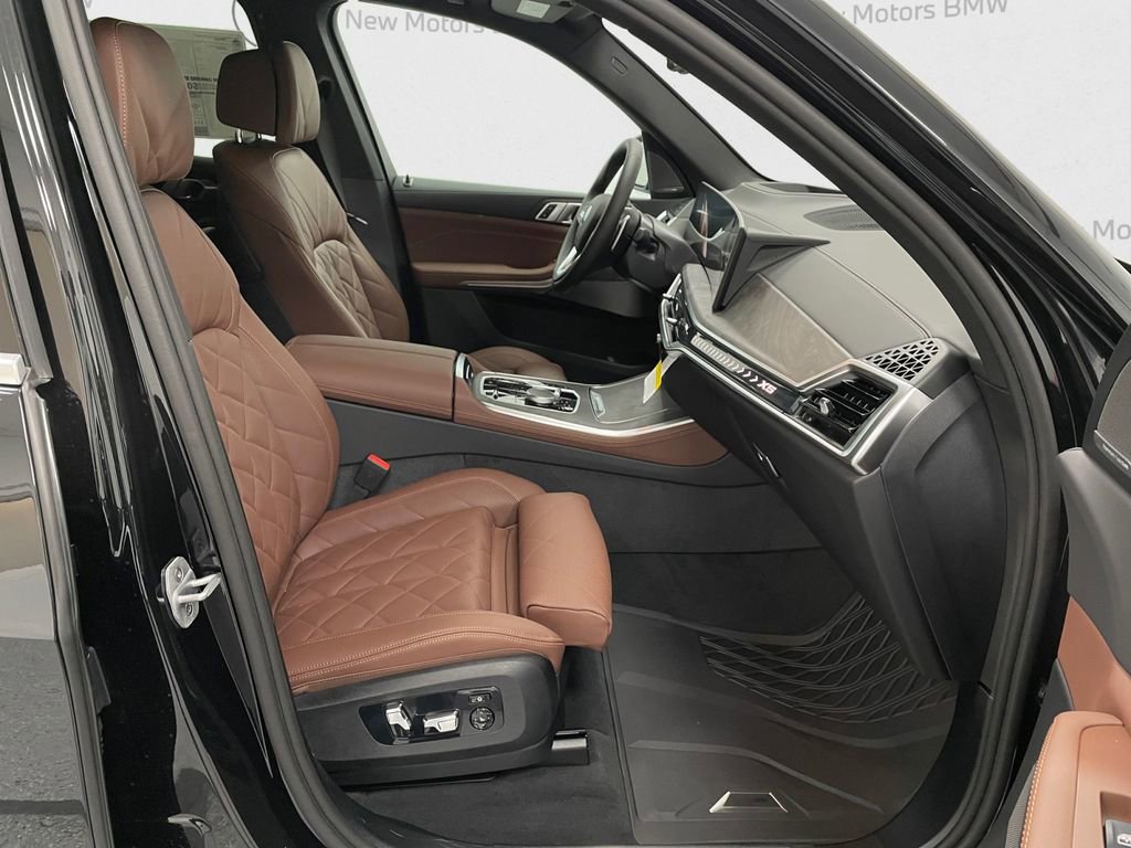 New 2026 BMW X5 xDrive50e AWD/4WD image 13