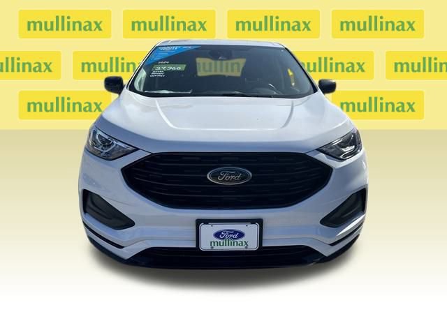 New 2024 Ford Edge SE w/ Black Appearance Package image 12