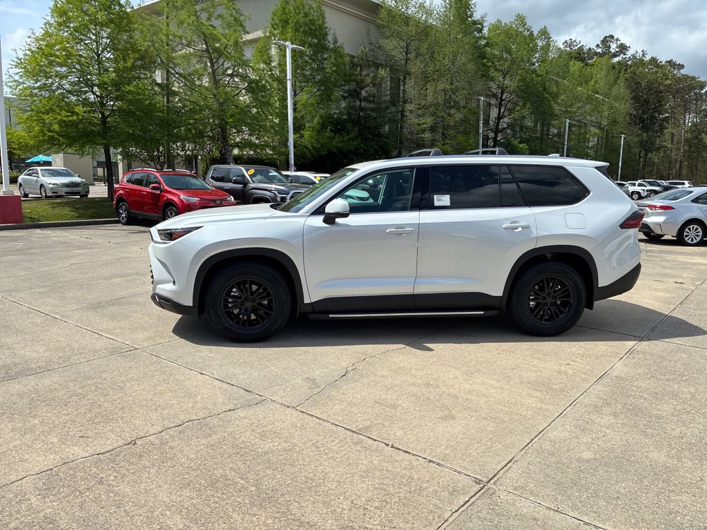 New 2026 Toyota Grand Highlander XLE image 2