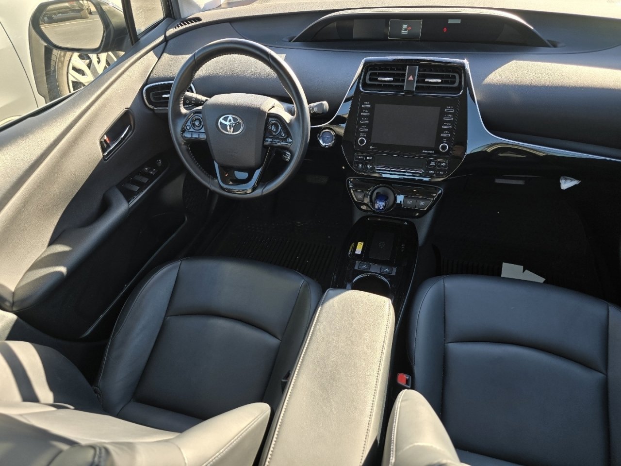 Used 2022 Toyota Prius image 14