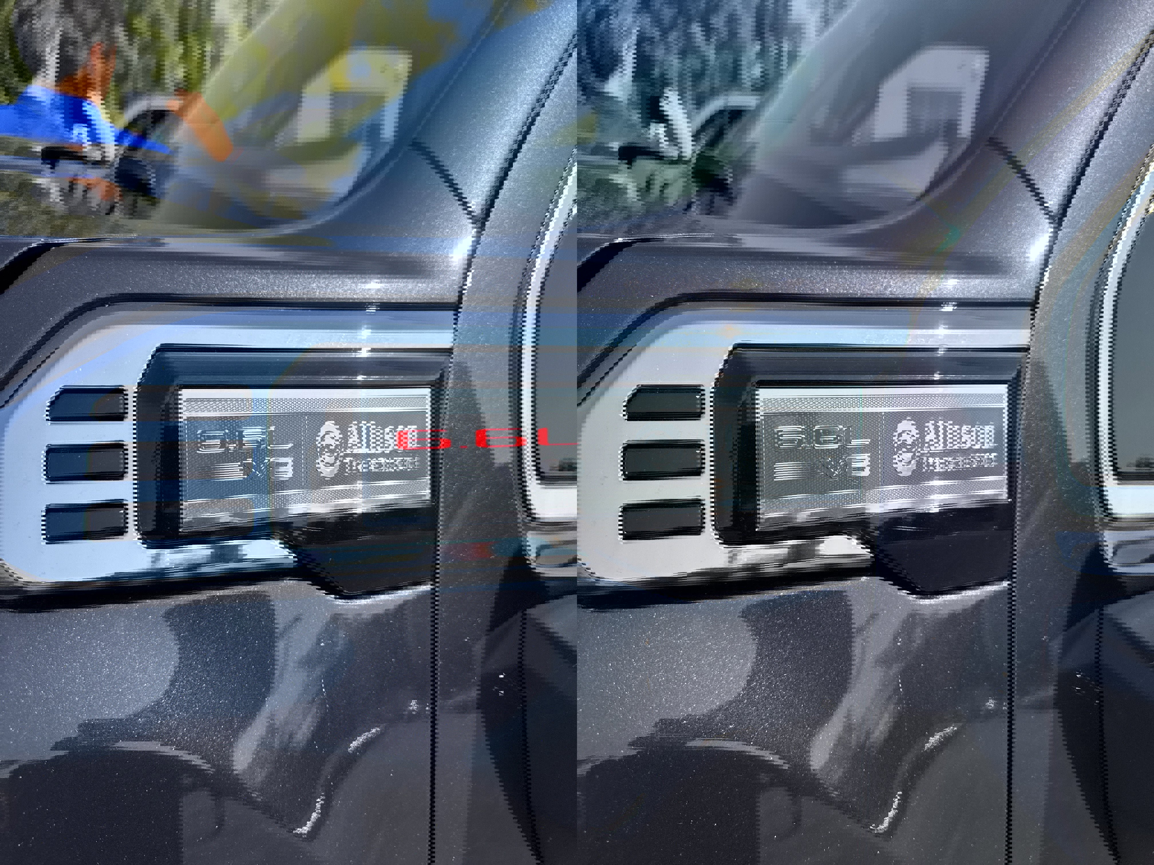 New 2025 GMC Sierra 2500 SLE w/ SLE Value Package; image 11