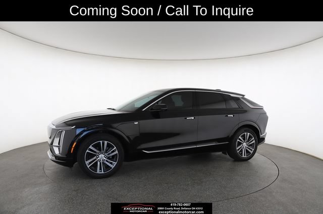 Used 2024 Cadillac Lyriq Luxury AWD/4WD image 11