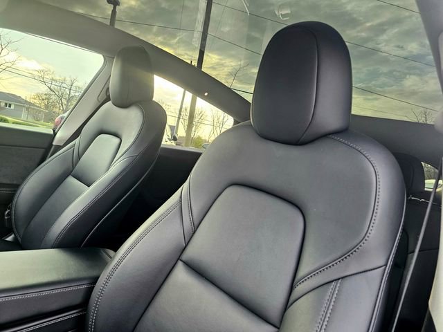 Used 2022 Tesla Model Y Performance image 19