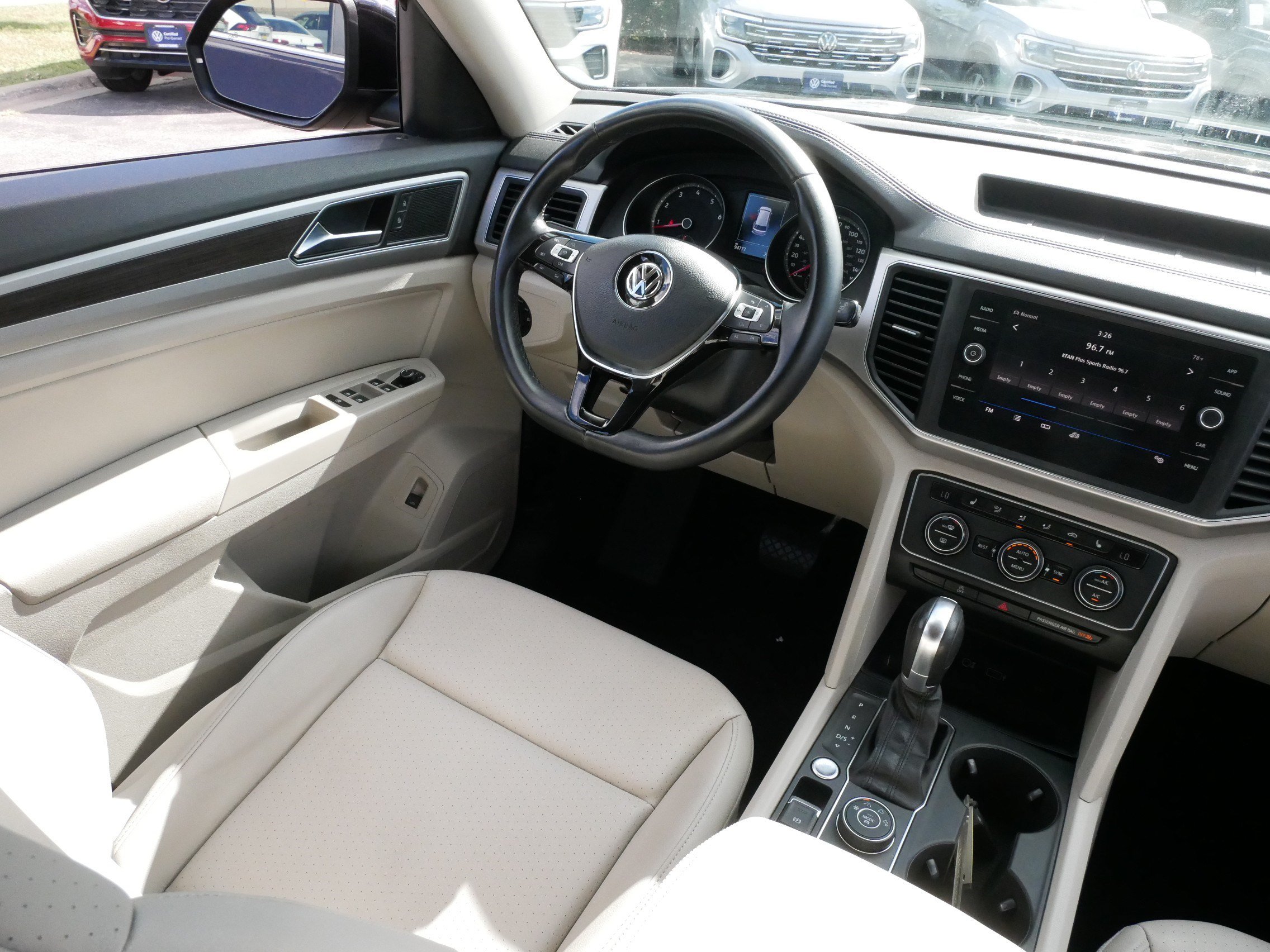 Used 2018 Volkswagen Atlas SE AWD/4WD image 9