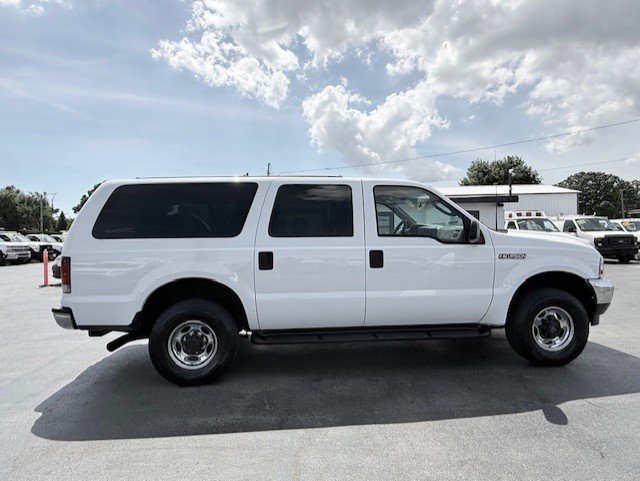 Used 2003 Ford Excursion XLT AWD/4WD image 5