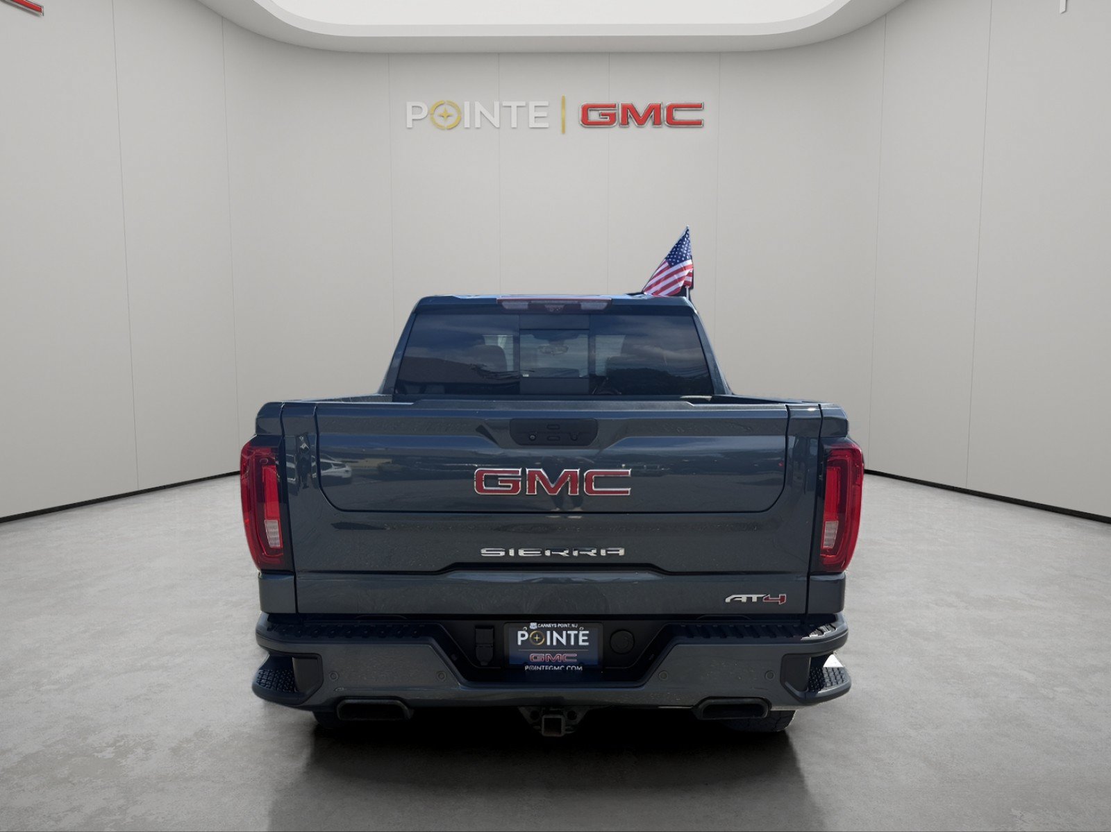 Used 2020 GMC Sierra 1500 AT4 w/ AT4 Premium Package AWD/4WD image 4