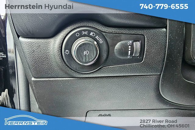 Used 2023 Dodge Durango GT image 19