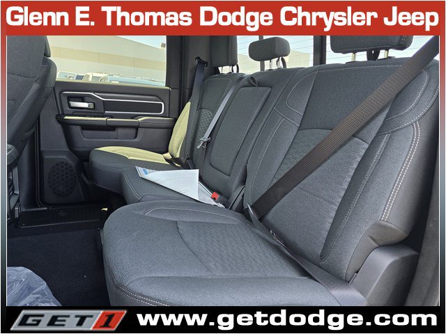 New 2026 RAM 2500 Big Horn AWD/4WD image 12