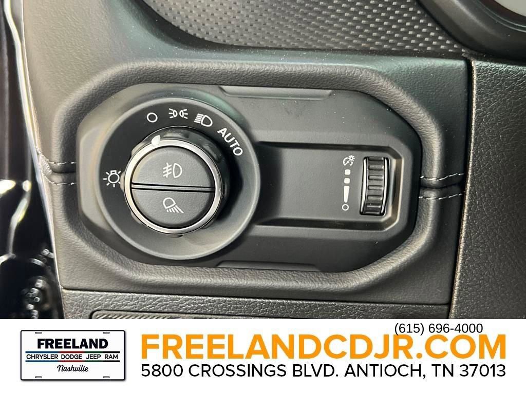 New 2025 Jeep Gladiator Rubicon w/ Convenience Group image 17