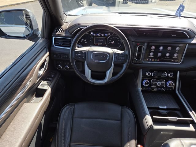 Used 2021 GMC Yukon Denali w/ Denali Premium Package AWD/4WD image 34