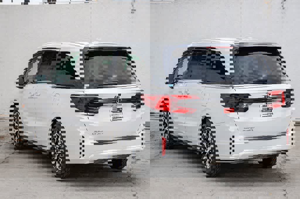 New 2026 Honda Odyssey EX-L image 4
