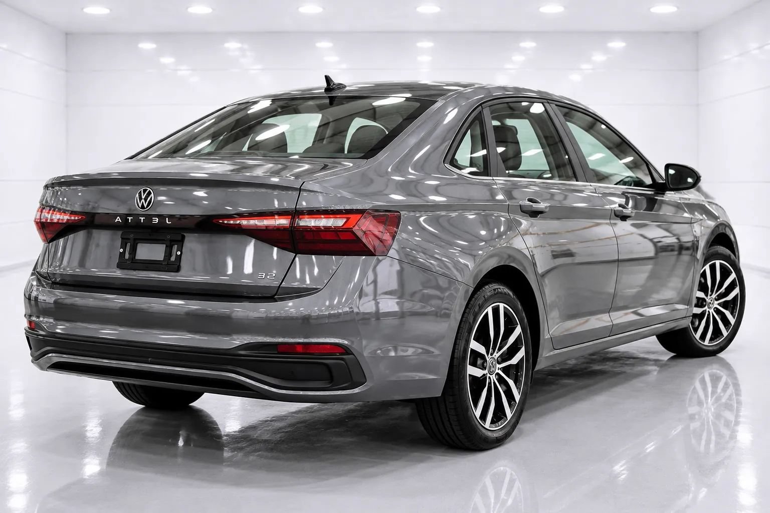 Used 2025 Volkswagen Jetta SE FWD image 5