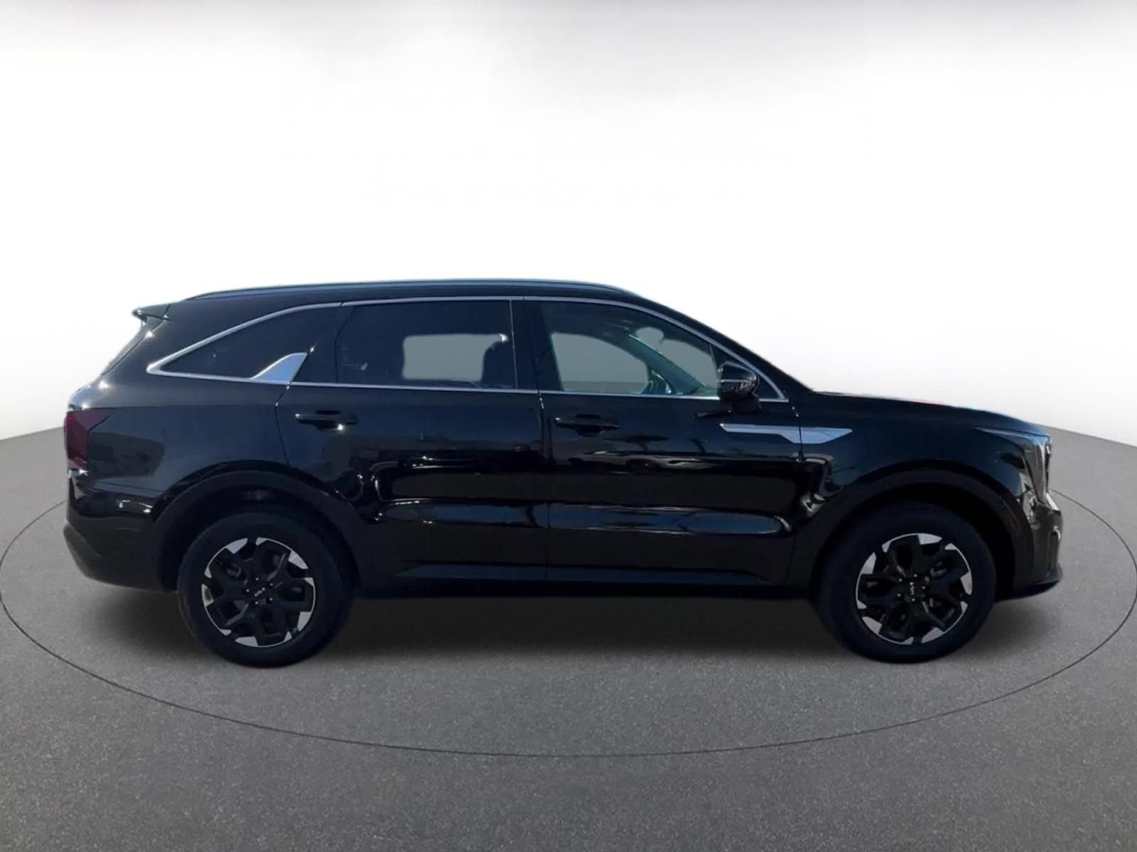 Used 2024 Kia Sorento S AWD/4WD image 13
