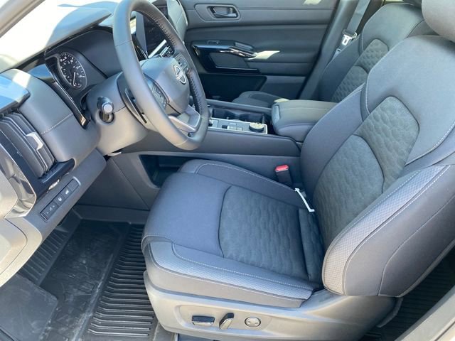 New 2026 Nissan Pathfinder SV image 10