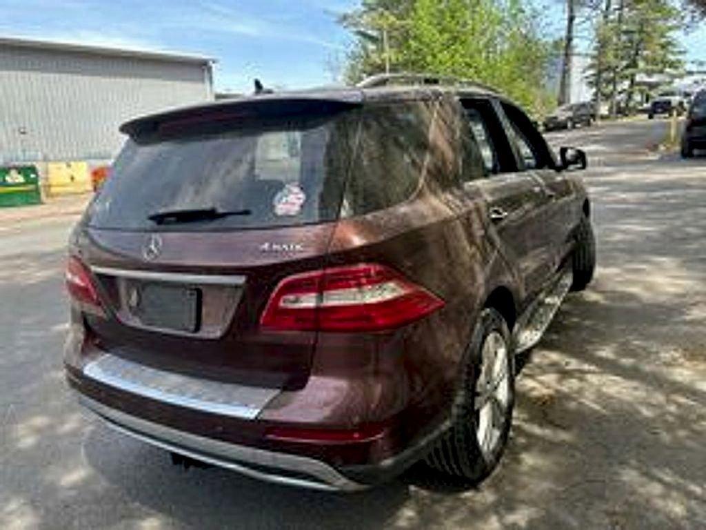 Used 2013 Mercedes-Benz ML 350 4MATIC image 5