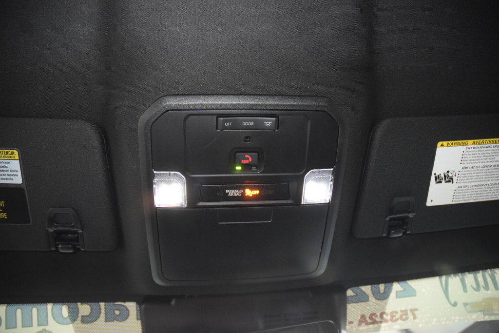 Used 2025 Toyota Tacoma TRD Sport AWD/4WD image 48
