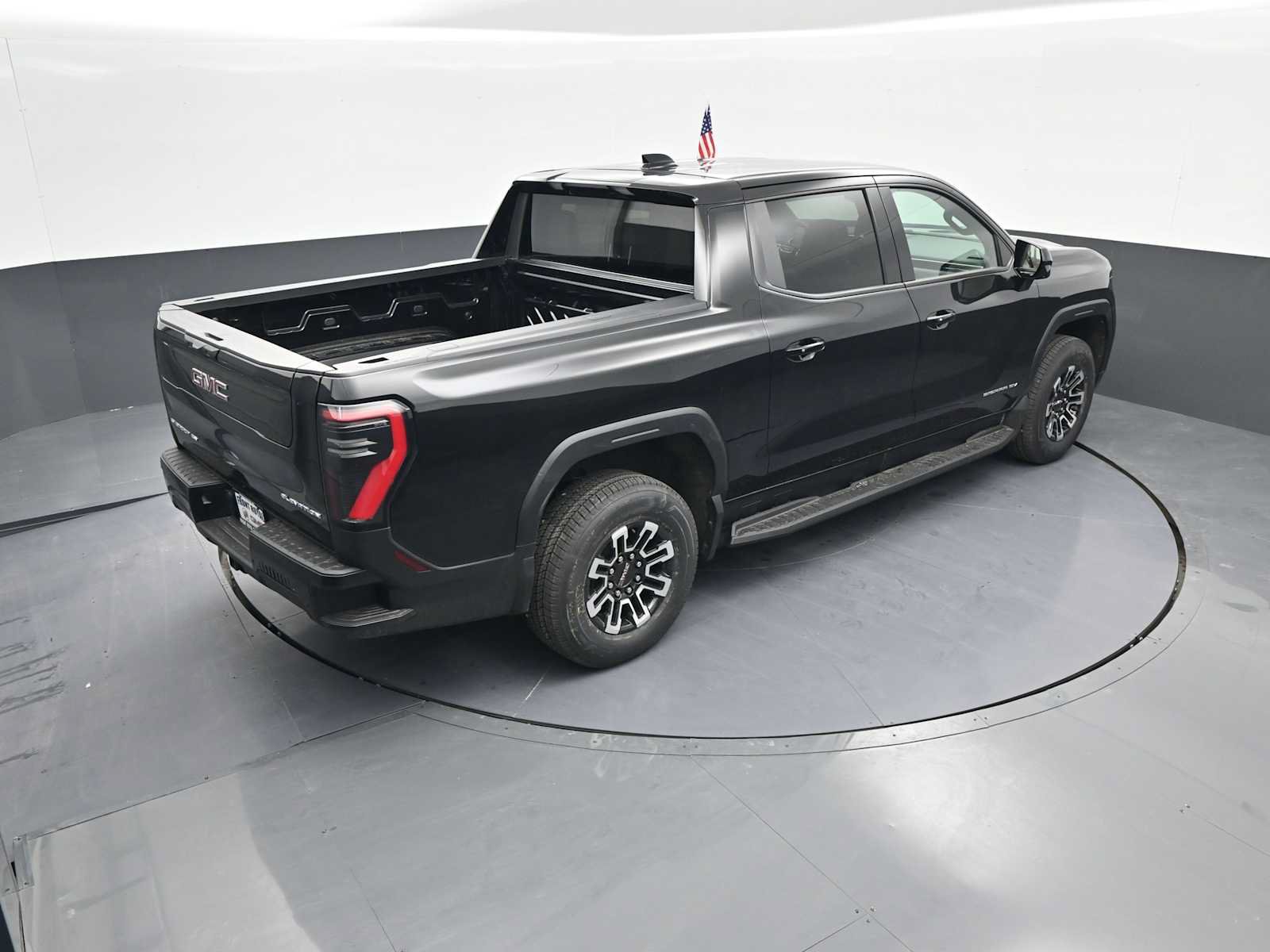 New 2026 GMC Sierra EV Elevation AWD/4WD image 27
