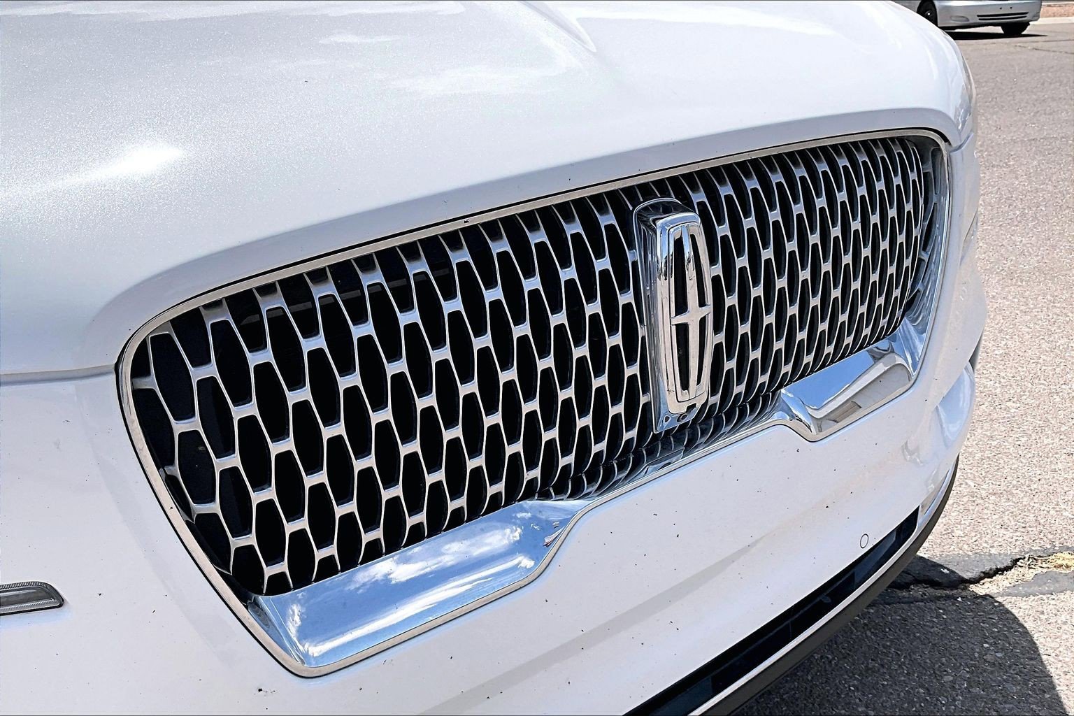 Used 2022 Lincoln Aviator Reserve w/ Equipment Group 201A AWD/4WD image 32