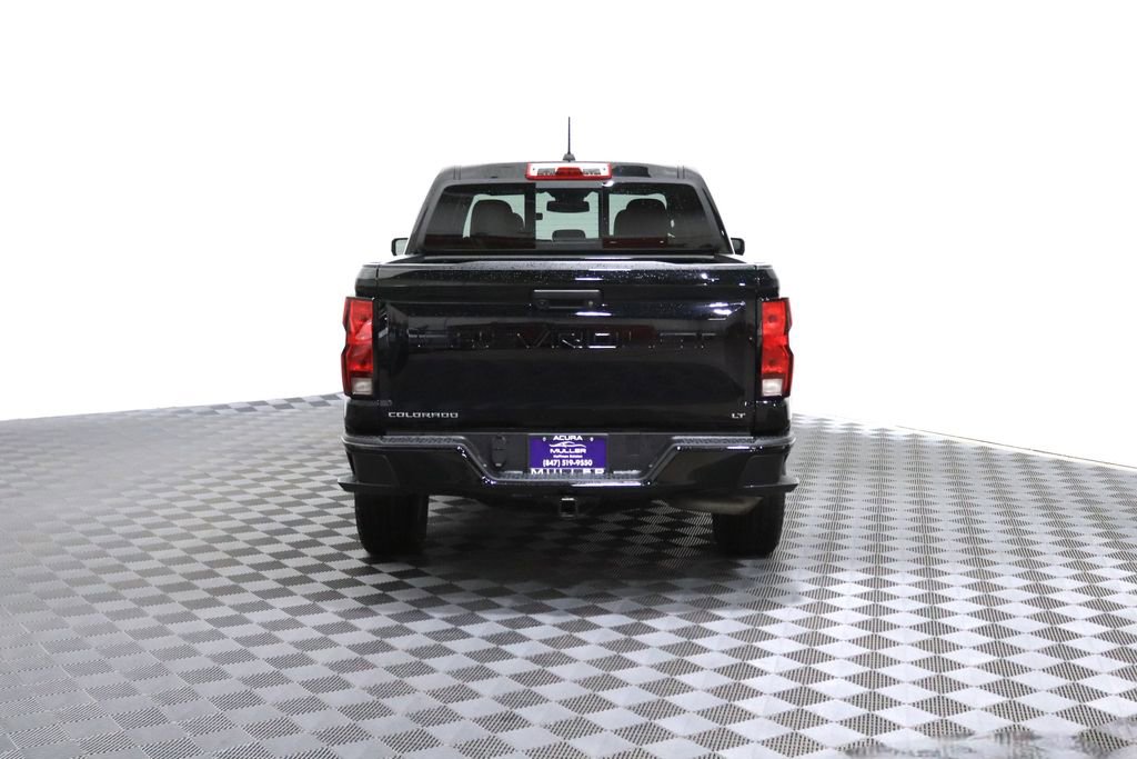 Used 2024 Chevrolet Colorado LT w/ LT Convenience Package II image 8