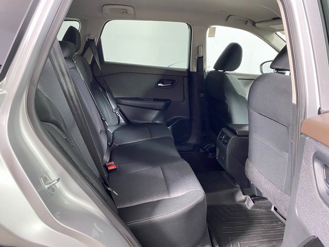 Used 2022 Nissan Rogue SV image 9