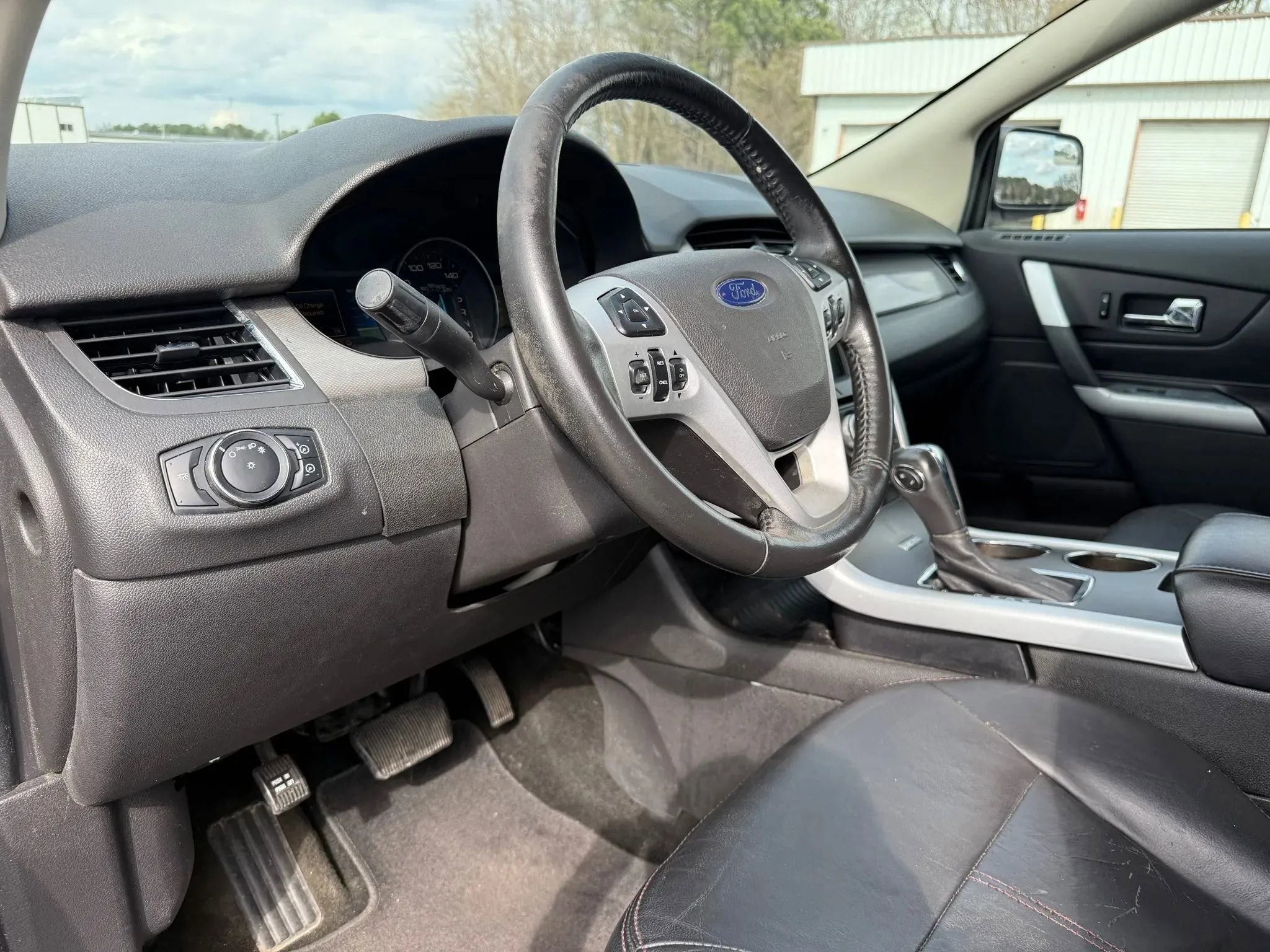 Used 2011 Ford Edge SEL w/ 202A Rapid Spec Order Code image 17