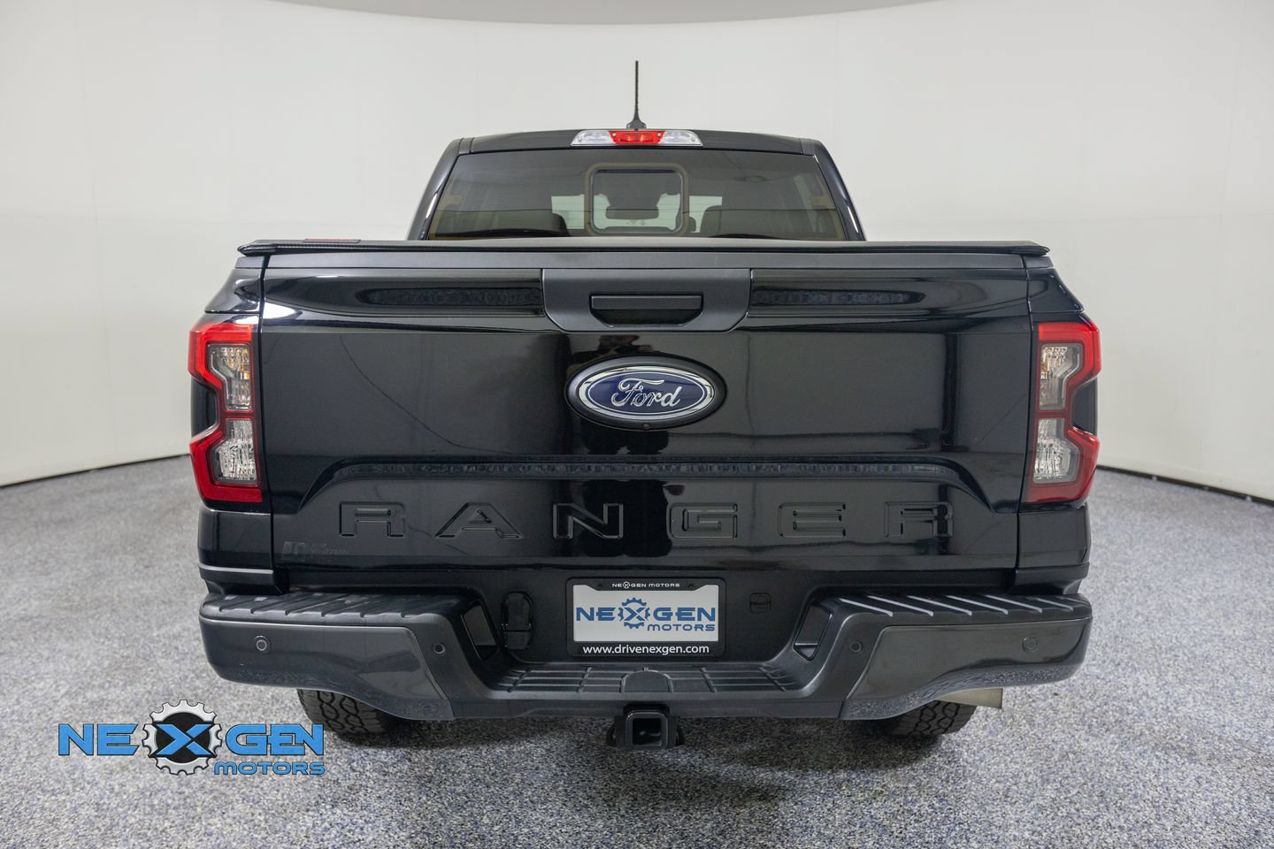 Used 2025 Ford Ranger XLT w/ Equipment Group 301A High AWD/4WD image 7