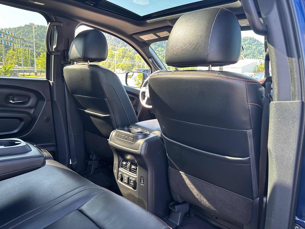 Used 2024 Nissan Titan PRO-4X w/ Pro-4x Convenience Package AWD/4WD image 27