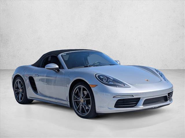 Used 2024 Porsche 718 Boxster image 3