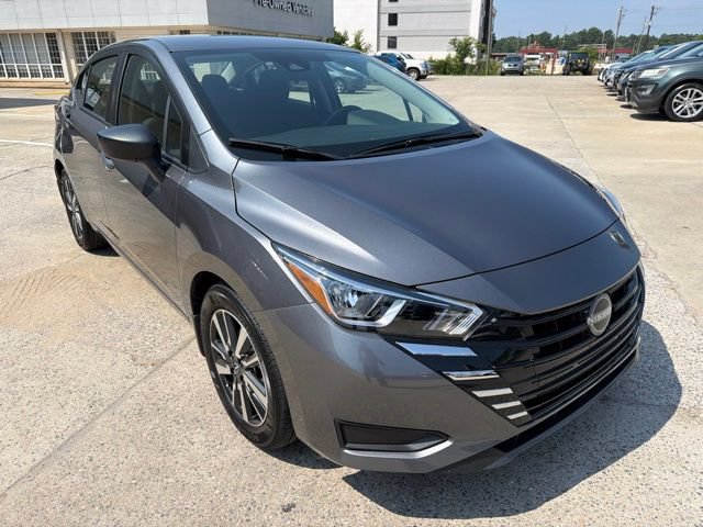 Used 2024 Nissan Versa S w/ S Plus Package FWD image 4