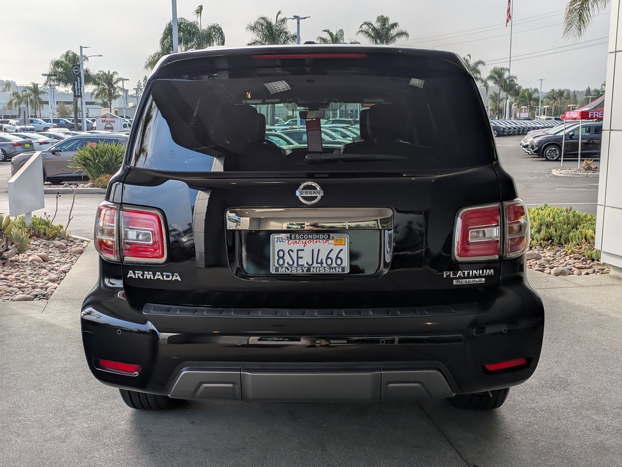 Certified 2020 Nissan Armada Platinum w/ Platinum Reserve Package image 6